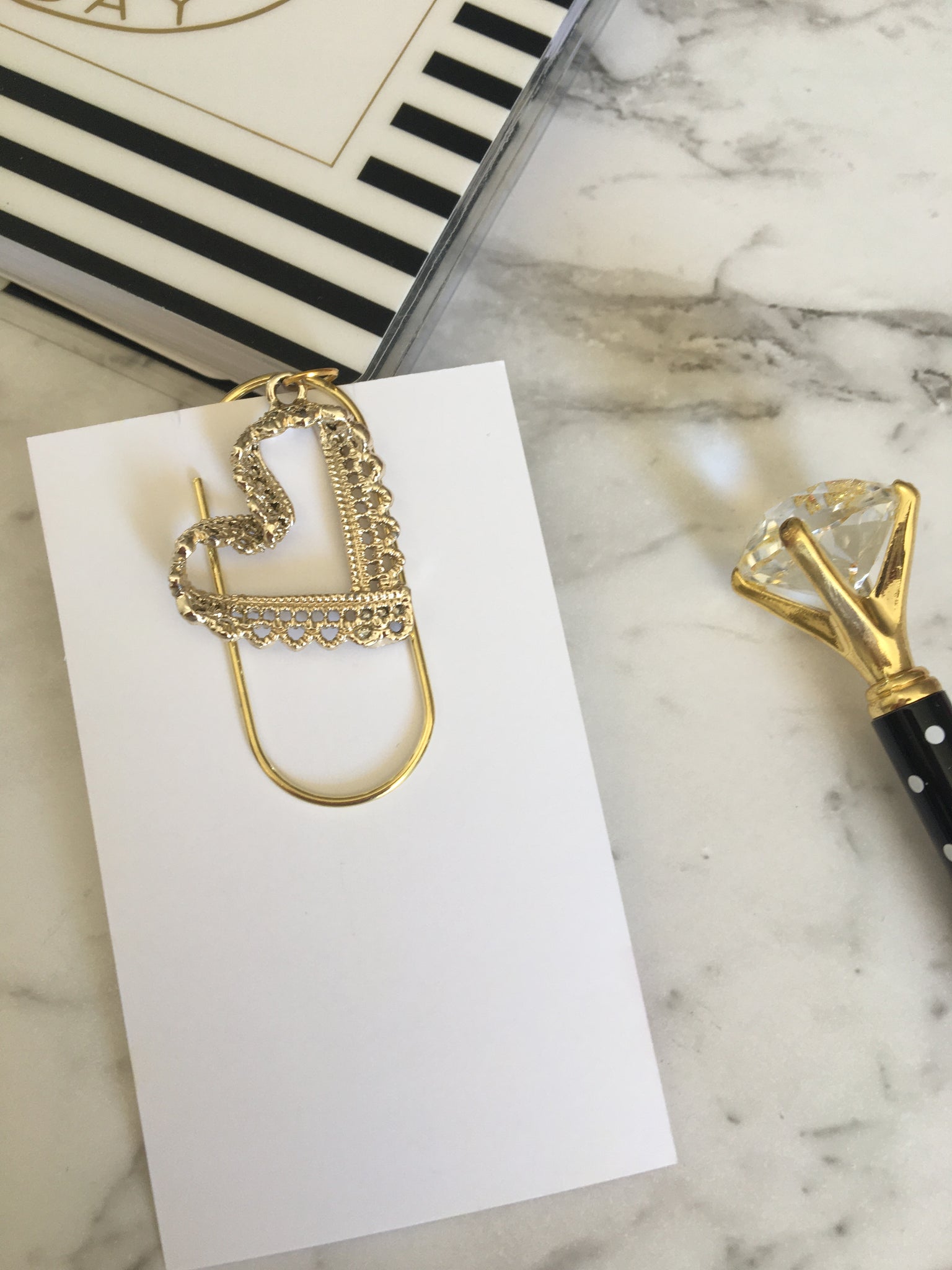 Lacey Gold Heart Planner Clip
